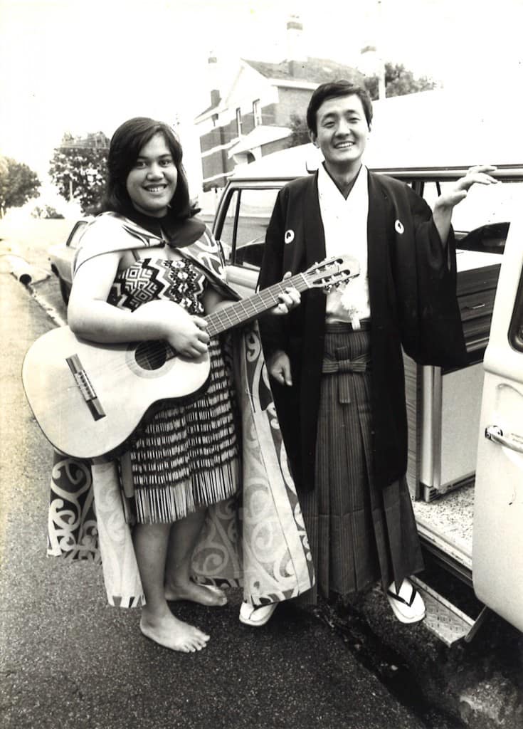 1977年 ニュージーランドのマオリ族の友人と