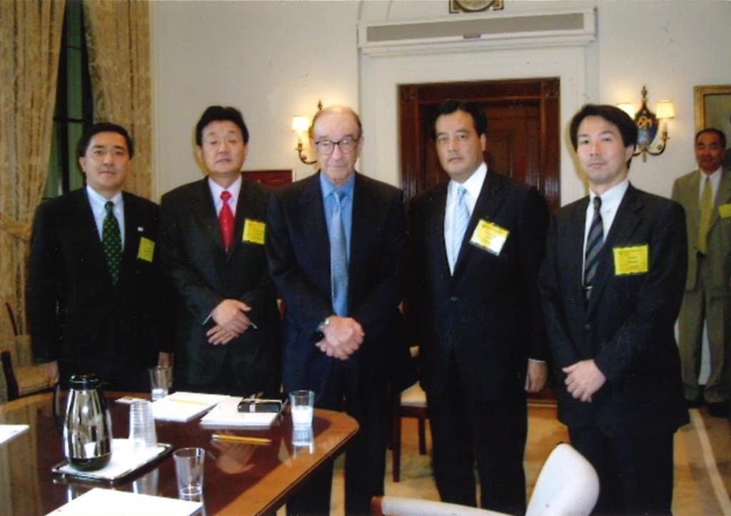 2004年 アメリカ連邦準備制度理事会（ＦＲＢ）グリーンスパン議長（中央）と（左から）長島昭久、藤田、岡田克也、大塚耕平各議員