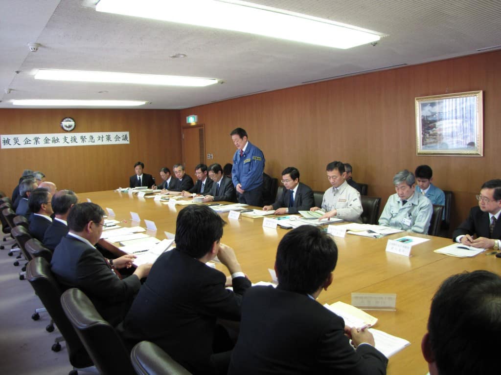 参議院財政金融委員長として茨城県の被災企業金融支援緊急対策会議で挨拶